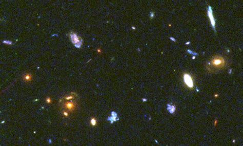 Hubble Deep Field Galaxies 1996