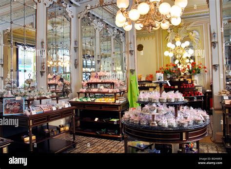 Cafe Demel, Vienna, Austria Stock Photo - Alamy