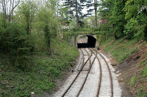 The Ecclesbourne Valley Railway © David Lally cc-by-sa/2.0 :: Geograph Britain and Ireland