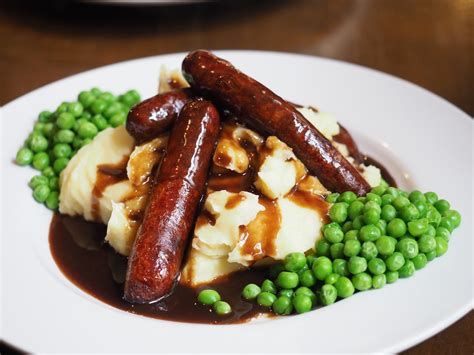 BANGERS AND MASH - bite board