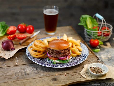 Wetherspoons sets vastly different prices across the UK