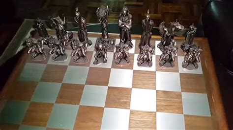 Lord of the Rings Chess Set - YouTube