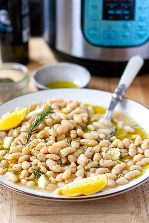 Instant Pot White Beans With Rosemary & Garlic (Vegan, Gluten-Free)