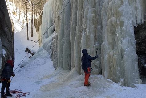 Intro to Ice Climbing – Redline Guiding