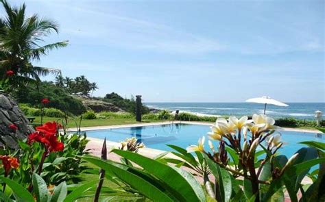 8 Romantic Kovalam Beach Resorts For A Blissful Vacation