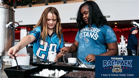 T-Rac's Titans Tinsel Town Holiday Party | Rac-Pack Photos