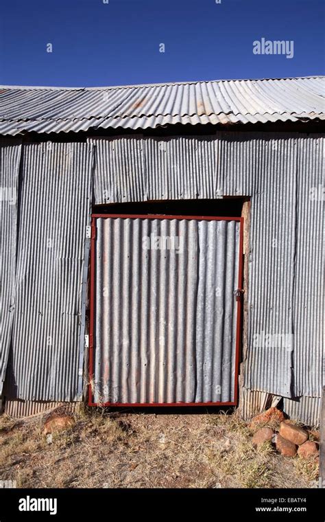 Corrugated steel shed, Central Australia Stock Photo - Alamy