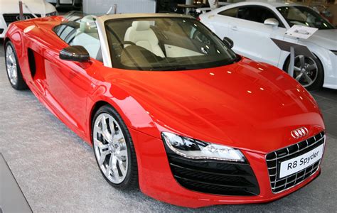 Audi R8 Spyder Red