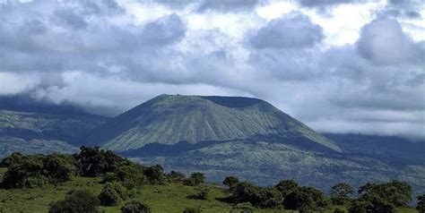 The 1815 Eruption of Mount Tambora – Stephen Boe | Professor David Hecht – Fall 2020