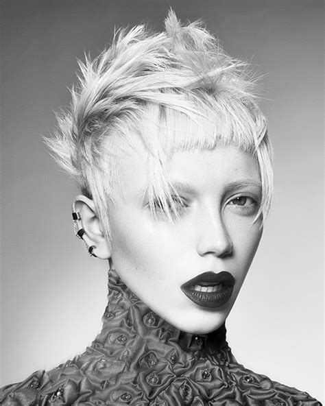 Short Punk Hair, Short Hair With Bangs, Short Hair Cuts For Women ...