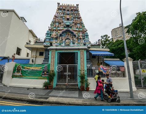 Sri Mariamman Hindu Temple in Singapore Editorial Photo - Image of religion, roof: 166450846