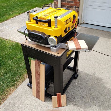 DeWalt DW735X 13 in. 120V Two-Speed Thickness Planer with Support ...