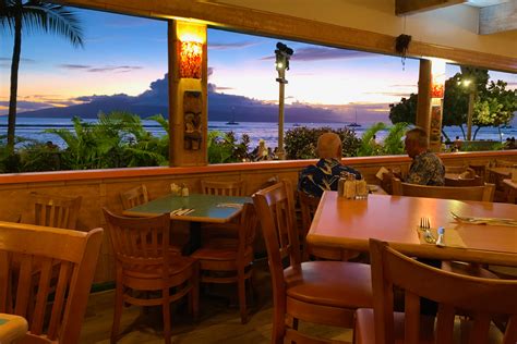 Betty's Beach Cafe - Lahaina, Maui