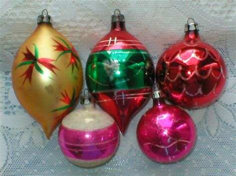 Poland Christmas Ornaments Fancy Indents Lot of 5 Vintage