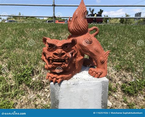 Art Statue of Shisa or Shiisaa in Okinawa, Japan. Stock Photo - Image ...