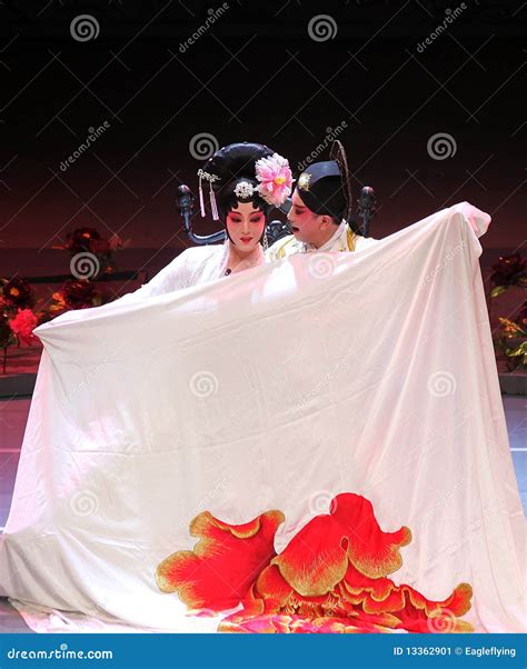 Kunqu Opera editorial photo. Image of couple, beijing - 13362901