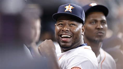 Cubs Land Hector Neris With $9 Million Deal - Heavy.com