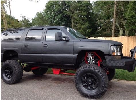 Lifted 2001 Chevy suburban 2500 (18" lift)