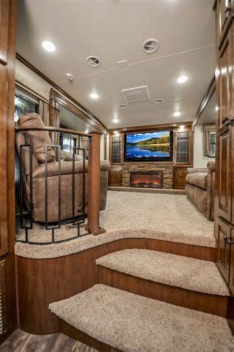 43 Cozy Interior RV Large for Your Family - rengusuk.com | Luxury rv living, Luxury rv, Rv living