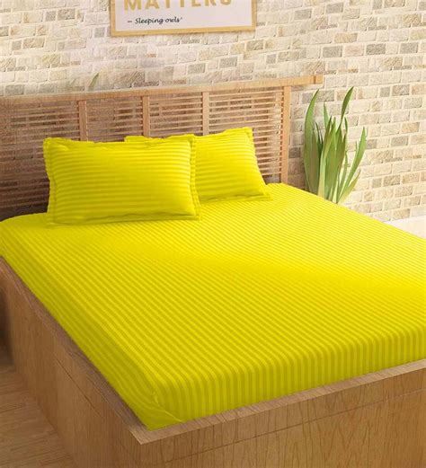 Buy Yellow Geometric 210 TC 100% Cotton 1 Double King Size Bedsheet ...