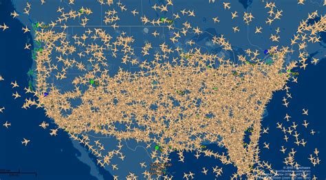 Live flight tracking of planes on the busiest travel day of the year