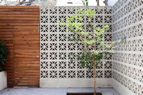 38 Wonderful Breeze Block Ideas For Beautiful Home Style | Breeze block wall, Fence design ...