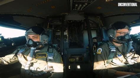 The cockpit of B-2 Spirit stealth bomber. : r/aviation