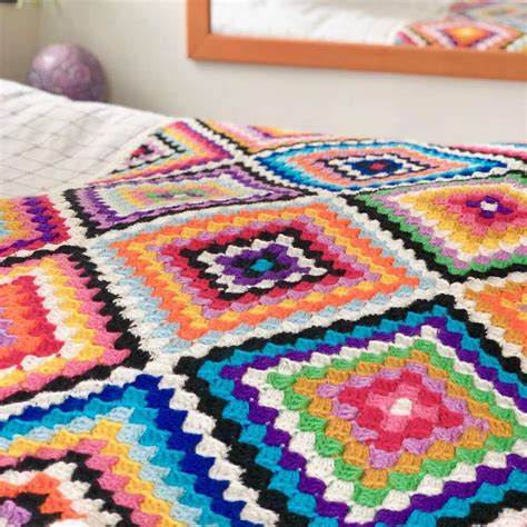 28 of the Best Corner-to-Corner Crochet C2C Blankets - This Pixie Creates