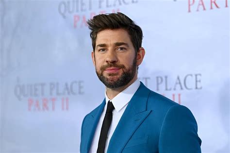 John Krasinski Biography, Age, Wiki, Height, Weight, Girlfriend, Family ...