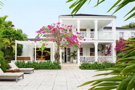 Design & Décor | Caribbean homes, Bahamas house, Colonial house