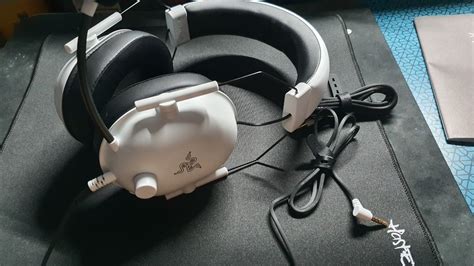 Razer Wired Headset (White), Audio, Headphones & Headsets on Carousell