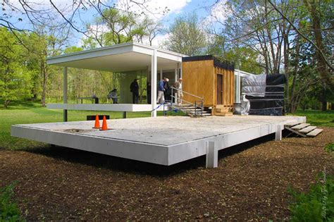 Chicago - Architecture & Cityscape: Farnsworth House - by Mies van der Rohe