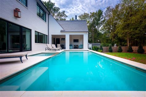 A Tranquil Scene in Charlotte, NC – Executive Swimming Pools, Inc.