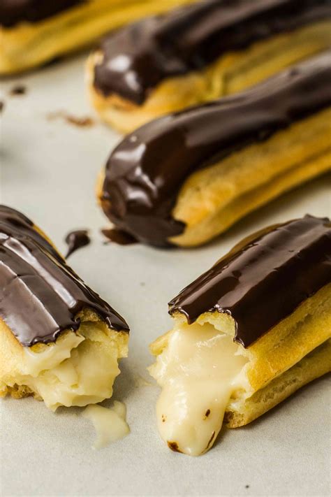 Classic French Chocolate Éclair Recipe