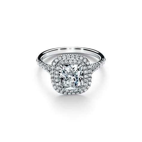 Tiffany Soleste cushion-cut engagement ring with a diamond band in platinum. | Tiffany & Co.