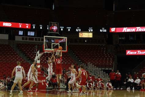 Basketball: Badgers show game face for first time last night in battle ...