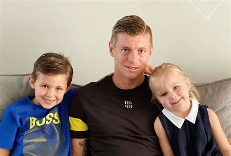 Toni Kroos - Bio, Net Worth, Salary, Wife, Age, Height, Family, Wiki