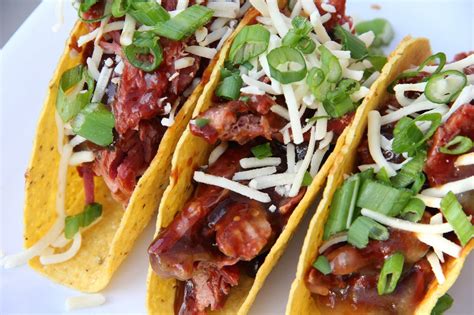 Dinner Tonight: Crunchy BBQ Brisket Tacos | Mix and Match Mama