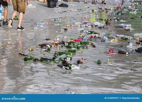 Consequences of Sea Water Pollution on the Haad Rin Beach after the ...