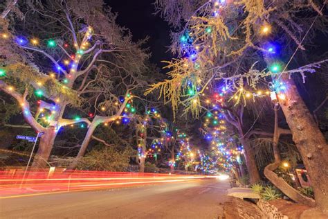 19 Places to Find the Best Los Angeles Christmas Lights - California Crossroads