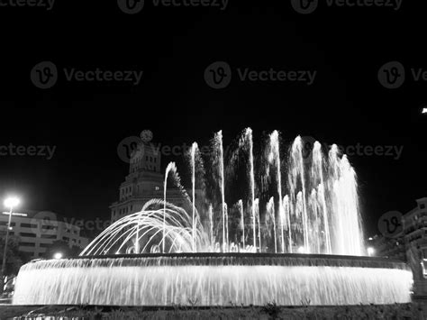 Barcelona at night 10912811 Stock Photo at Vecteezy