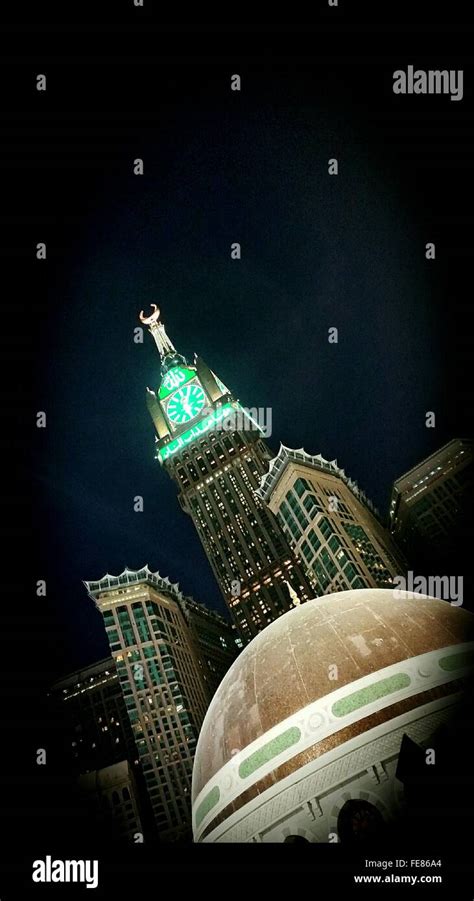 Abraj al bait view hi-res stock photography and images - Alamy