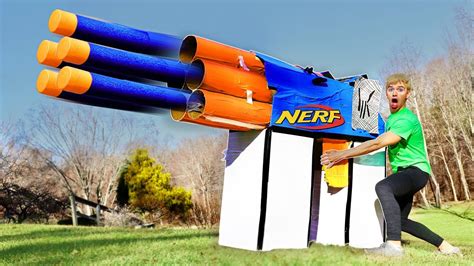 WORLDS BIGGEST CARDBOARD NERF GUN!! (EXTREME POWER) - YouTube