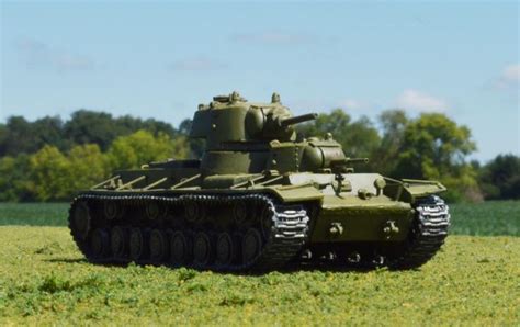 Ostmodels Soviet SMK Heavy Tank - 1/72 Resin - iModeler