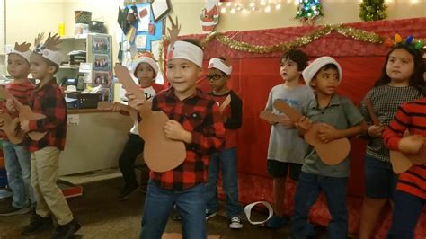 Neptune Elementary Holiday Night 2019 - YouTube