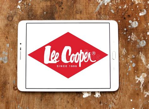 Lee Cooper Clothing Company Logo Editorial Image - Image of sale, company: 113930490