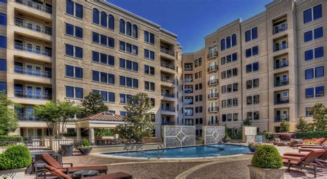 North Dallas, TX Apartments | Rienzi at Turtle Creek Apartments