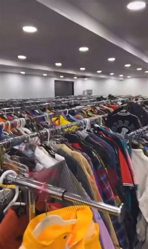 Fans troll Chris Brown's 'department store' closet