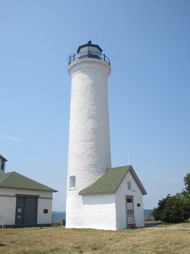 Cape-Vincent-Lighthouse – Serge Young, Architect | Hudson Valley Architects, Dutchess County ...