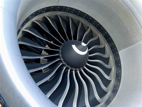 "The Most Fascinating Machines": How Jet Engines Work - The Points Guy